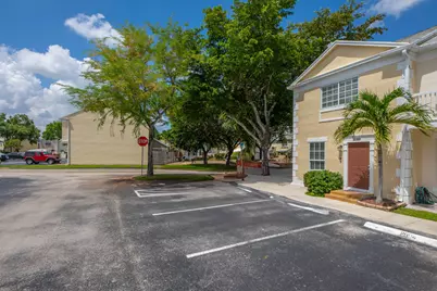 2900 Dorchester Lane #2900, Cooper City, FL 33026 - Photo 3