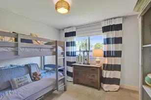 1361 NE 46th St, Oakland Park, FL 33334 - Photo 43