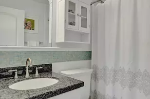 1361 NE 46th St, Oakland Park, FL 33334 - Photo 39