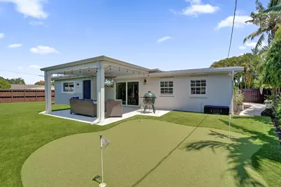 1361 NE 46th Street, Oakland Park, FL 33334 - Photo 23