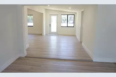310 SW 1st Avenue, Boynton Beach, FL 33435 - Photo 3