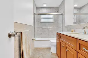 5715 NW 86th Ave, Tamarac, FL 33321 - Photo 17