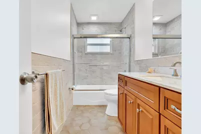 5715 NW 86th Avenue, Tamarac, FL 33321 - Photo 17