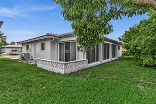 5715 NW 86th Ave, Tamarac, FL 33321 - Photo 3