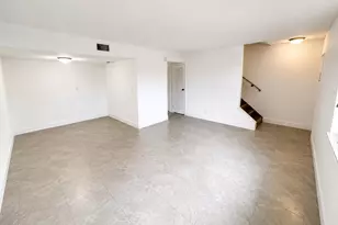 5728 5728 Blueberry Ct Unit #38 Circle, Lauderhill, FL 33313 - Photo 5