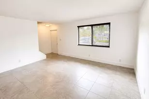 5728 5728 Blueberry Ct Unit #38 Circle, Lauderhill, FL 33313 - Photo 7