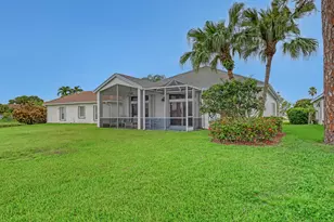 101 Meadowlands Dr, Royal Palm Beach, FL 33411 - Photo 35