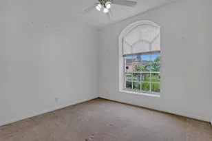 101 Meadowlands Dr, Royal Palm Beach, FL 33411 - Photo 29