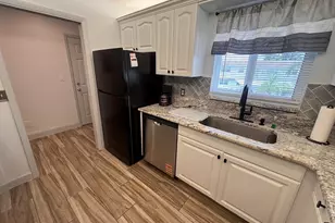 2950 SE Ocean Blvd, Stuart, FL 34996 - Photo 3