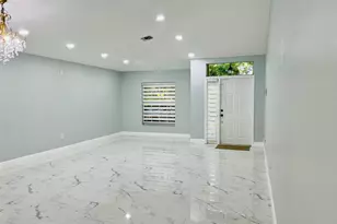 11534 NW 4th Manor, Coral Springs, FL 33071 - Photo 3