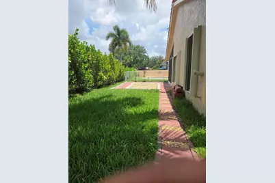11534 NW 4th Manor, Coral Springs, FL 33071 - Photo 31