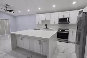11534 NW 4th Manor, Coral Springs, FL 33071 - Photo 9