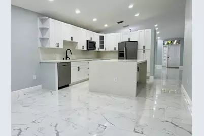 11534 NW 4th Manor, Coral Springs, FL 33071 - Photo 5
