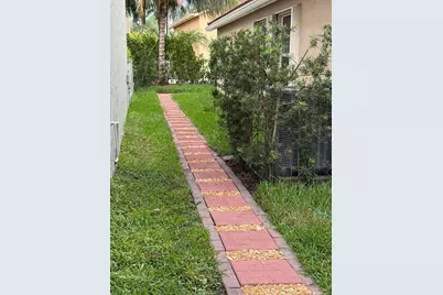 11534 NW 4th Manor, Coral Springs, FL 33071 - Photo 27