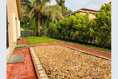 11534 NW 4th Manor, Coral Springs, FL 33071 - Photo 23