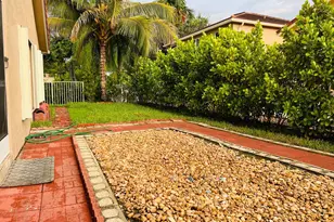 11534 NW 4th Manor, Coral Springs, FL 33071 - Photo 23