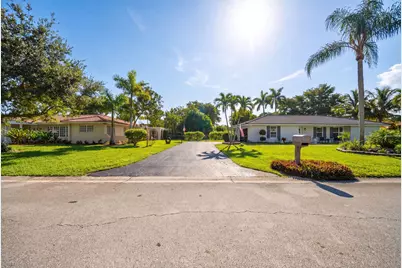 2651 NW 107th Avenue, Coral Springs, FL 33065 - Photo 3