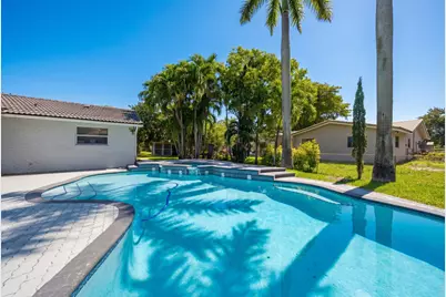 2651 NW 107th Avenue, Coral Springs, FL 33065 - Photo 15
