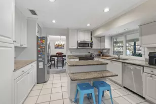 3374 SE Fairway E, Stuart, FL 34997 - Photo 15