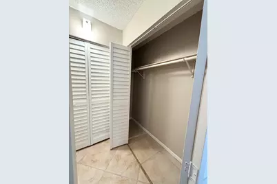 203 Foxtail Drive #F1, Greenacres, FL 33415 - Photo 15
