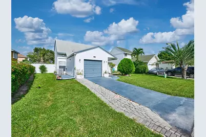 57 Peachtree Place, Boynton Beach, FL 33436 - Photo 5