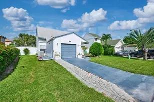 57 Peachtree Pl, Boynton Beach, FL 33436 - Photo 5