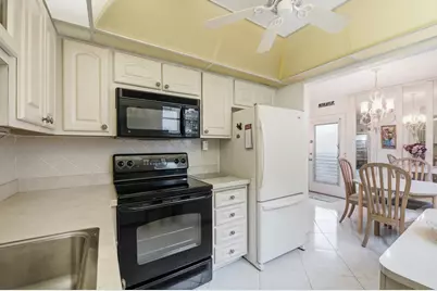 441 Burgundy J #441, Delray Beach, FL 33484 - Photo 7
