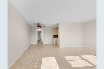 3013 Wolverton A, Boca Raton, FL 33434 - Photo 3
