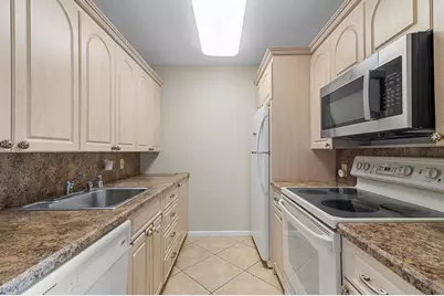 3013 Wolverton A, Boca Raton, FL 33434 - Photo 13