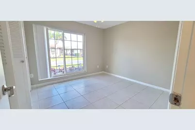 6209 Olivewood Circle, Greenacres, FL 33463 - Photo 11