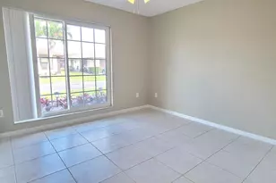6209 Olivewood Cir, Greenacres, FL 33463 - Photo 11