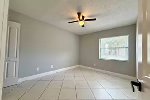 9633 Riverside Dr, Coral Springs, FL 33071 - Photo 9