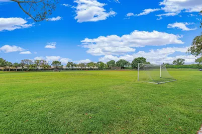 7819 Oak Grove Circle, Lake Worth, FL 33467 - Photo 37