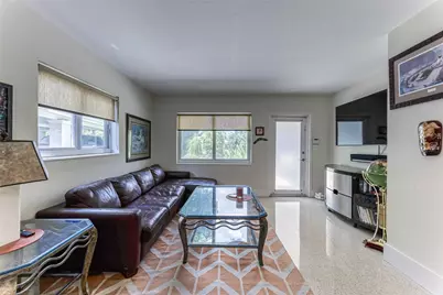 1676 NE 40th Street, Oakland Park, FL 33334 - Photo 5