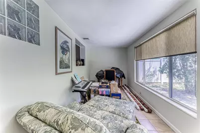 1676 NE 40th Street, Oakland Park, FL 33334 - Photo 13