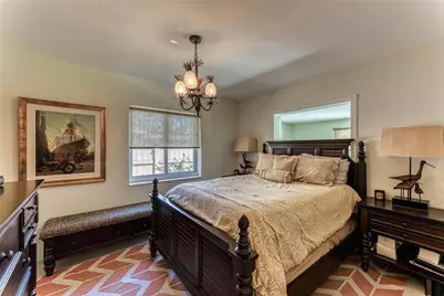 1676 NE 40th Street, Oakland Park, FL 33334 - Photo 9
