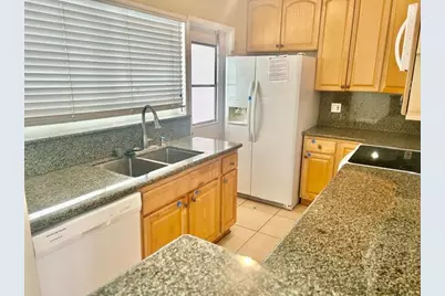 2548 Gulfstream Lane, Fort Lauderdale, FL 33312 - Photo 7