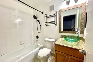 10348 SW 20th St, Miramar, FL 33025 - Photo 11