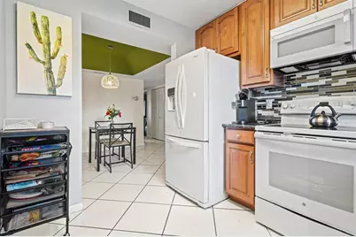7442 Ashmont Circle #203, Tamarac, FL 33321 - Photo 5