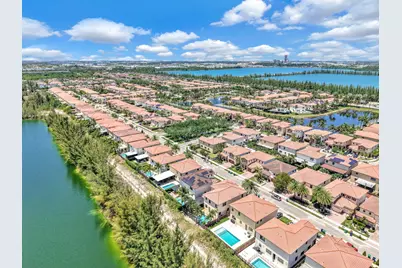 9860 NW 86th Terrace, Doral, FL 33178 - Photo 15