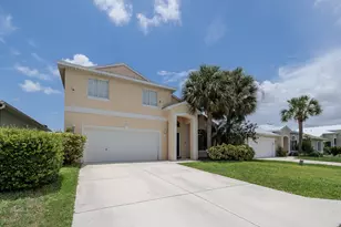 4716 SE Winter Haven Ct, Stuart, FL 34997 - Photo 3