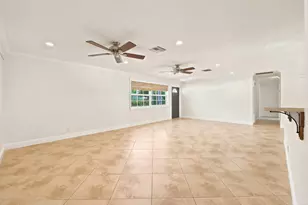 1222 SW 5th St, Boca Raton, FL 33486 - Photo 7
