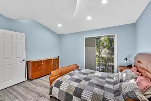 11251 Lakeview Dr, Coral Springs, FL 33071 - Photo 45