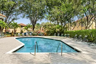11251 Lakeview Dr, Coral Springs, FL 33071 - Photo 3