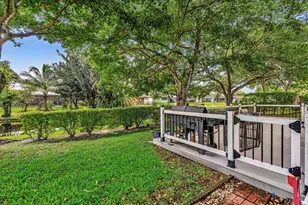 11251 Lakeview Dr, Coral Springs, FL 33071 - Photo 11