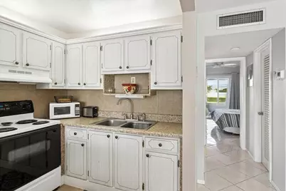95 North Boulevard #2b, Boynton Beach, FL 33435 - Photo 5