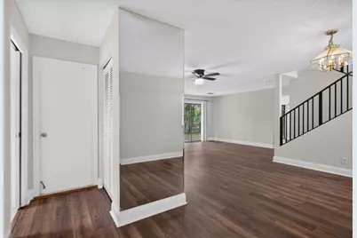 587 NW 38th Avenue, Deerfield Beach, FL 33442 - Photo 5
