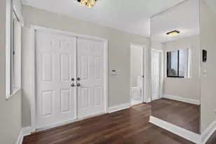 587 NW 38th Ave, Deerfield Beach, FL 33442 - Photo 7