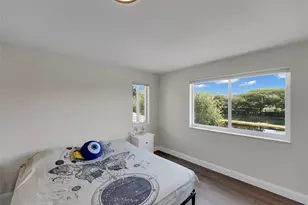 1070 Bluewood Terrace, Weston, FL 33327 - Photo 29