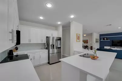 1070 Bluewood Terrace, Weston, FL 33327 - Photo 19